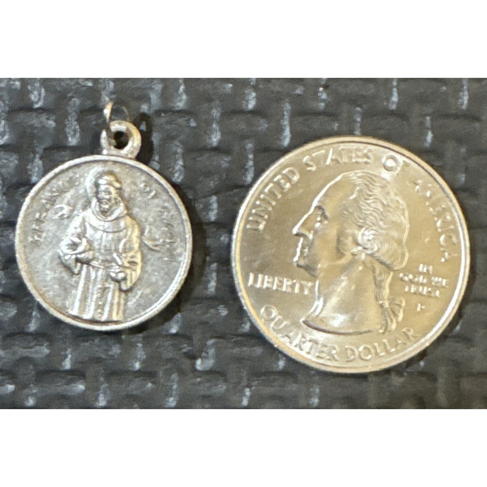 St. Francis Of Assisi Cloth Touched Relic Medal Patron Saint Of Animals, Nature - Picture 3 of 3